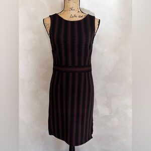 Carmen Marc Valvo pattern sleeveless sheath dress